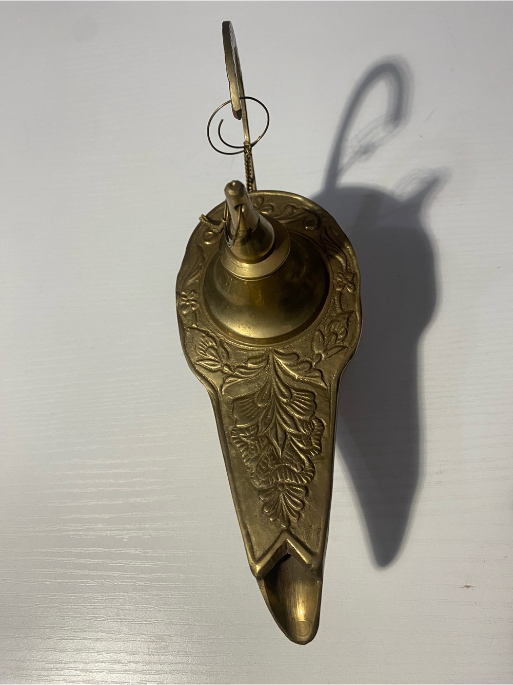 Vintage Engraved Brass Aladdin Genie Lamp Oil Incense Burner Chained Lid - Picture 3 of 10